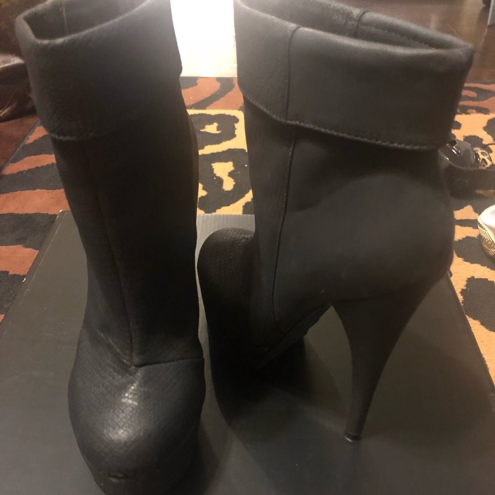 Black platform boots worn once size 6